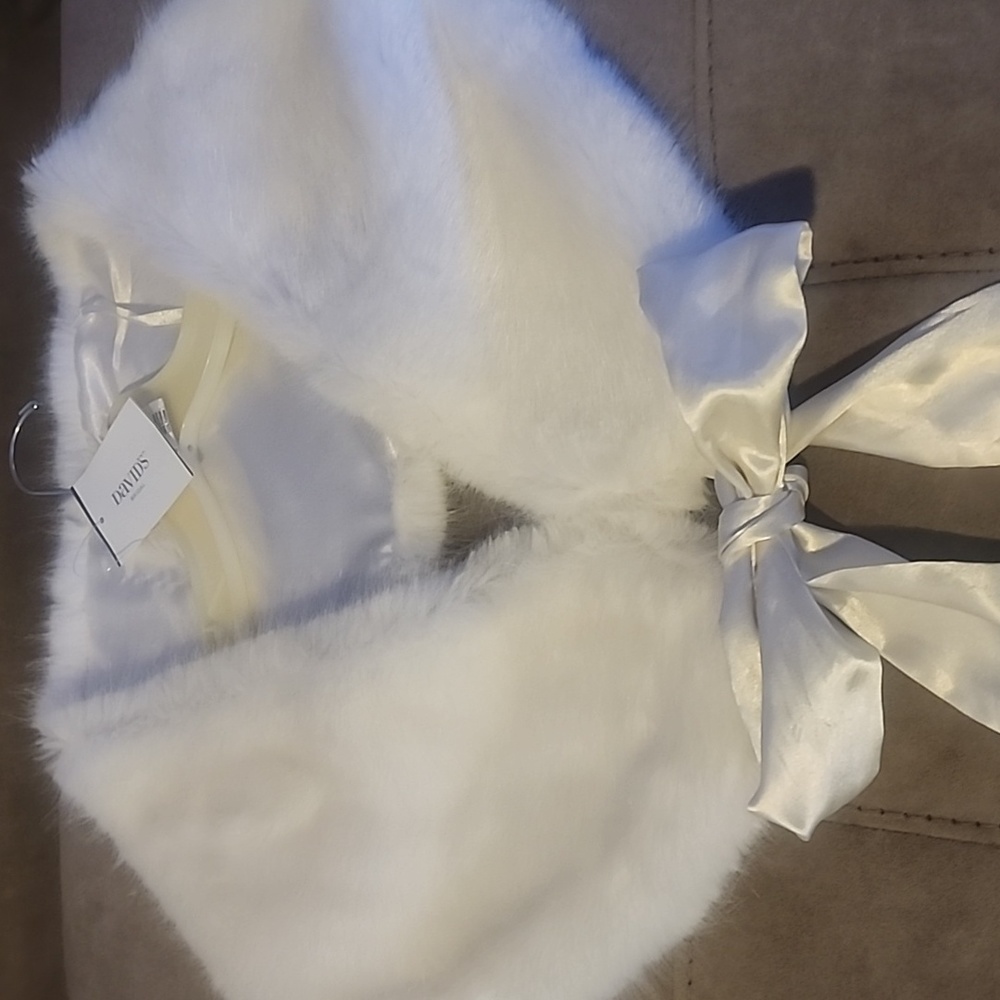 Bridal fur shall